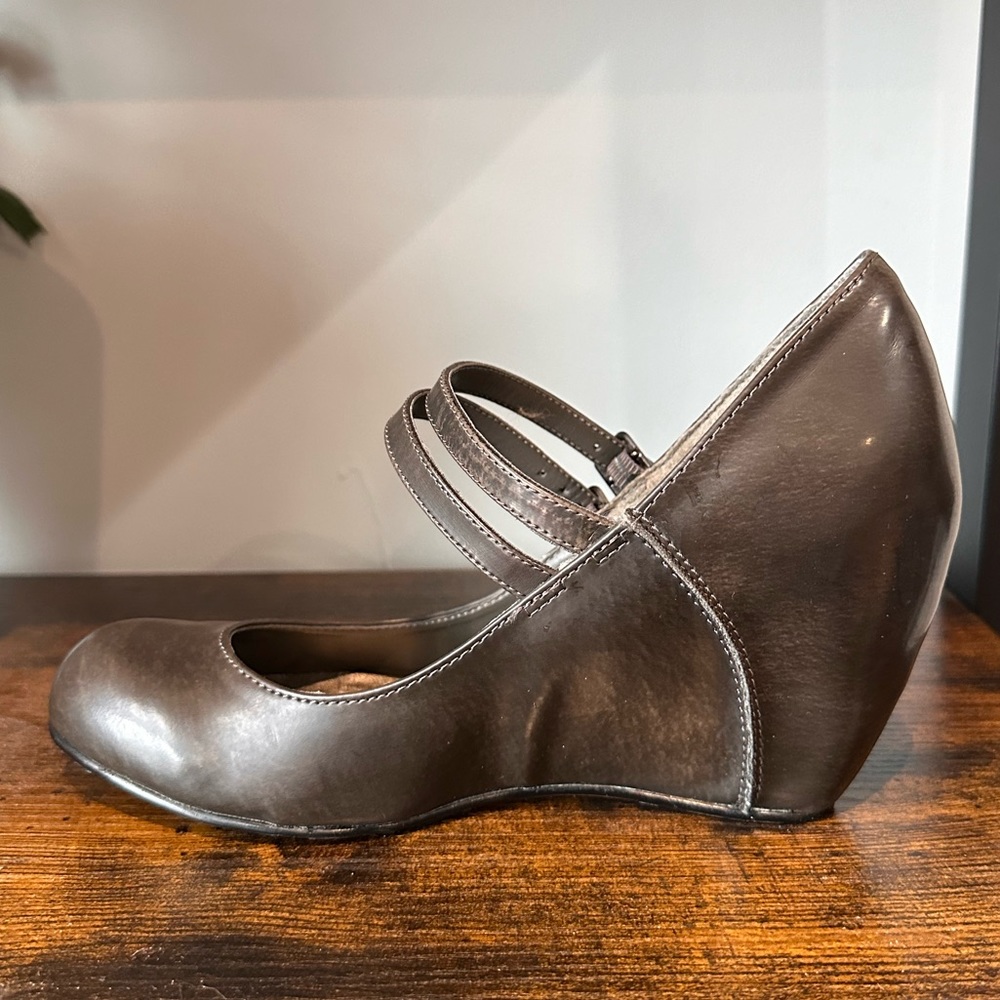 Bakers Cody Double Buckle Grey Wedge Mary Janes - Picture 5 of 12